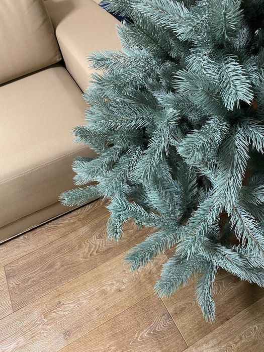 Елка ёлка Ялинка штучна Буковельська лита пишна зелена блакитна