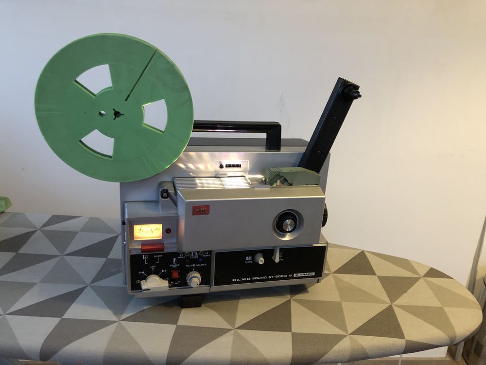 Projektor filmowy Elmo St-600D 8mm  2 ścieżki