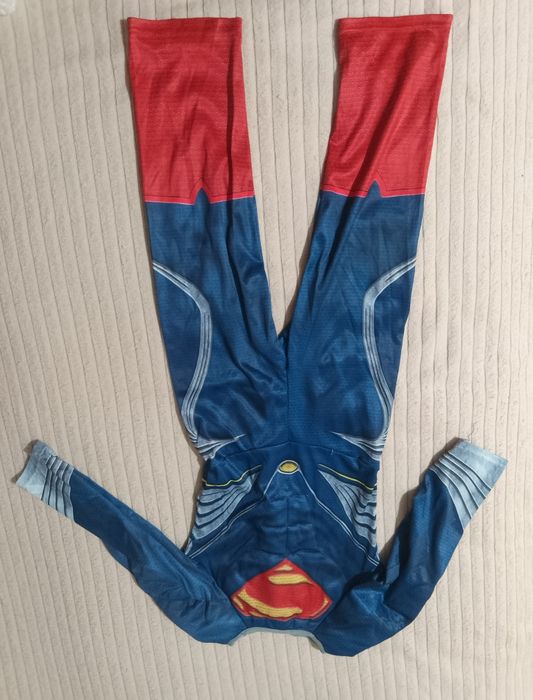 Розпродаж новорічних костюмів