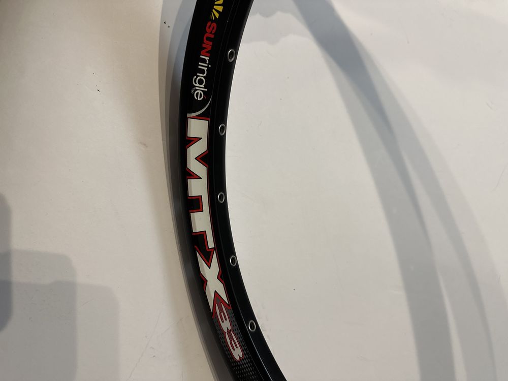 Obręcz Sun Rims Ringle  MTX33 32 otw , 24"