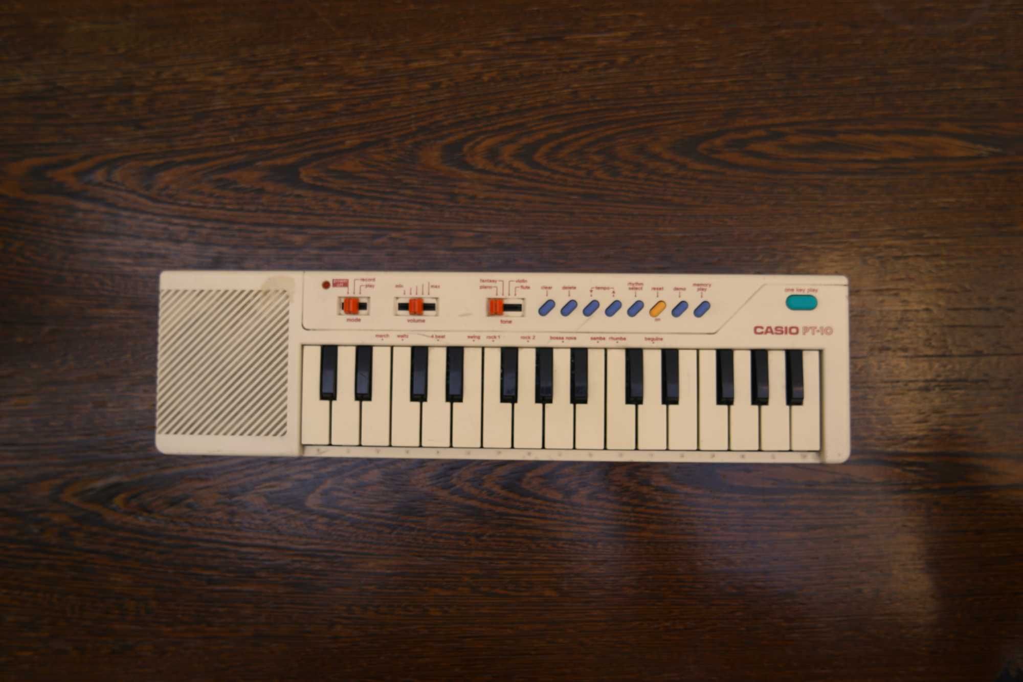Casiotone PT-10 Vintage Keyboard