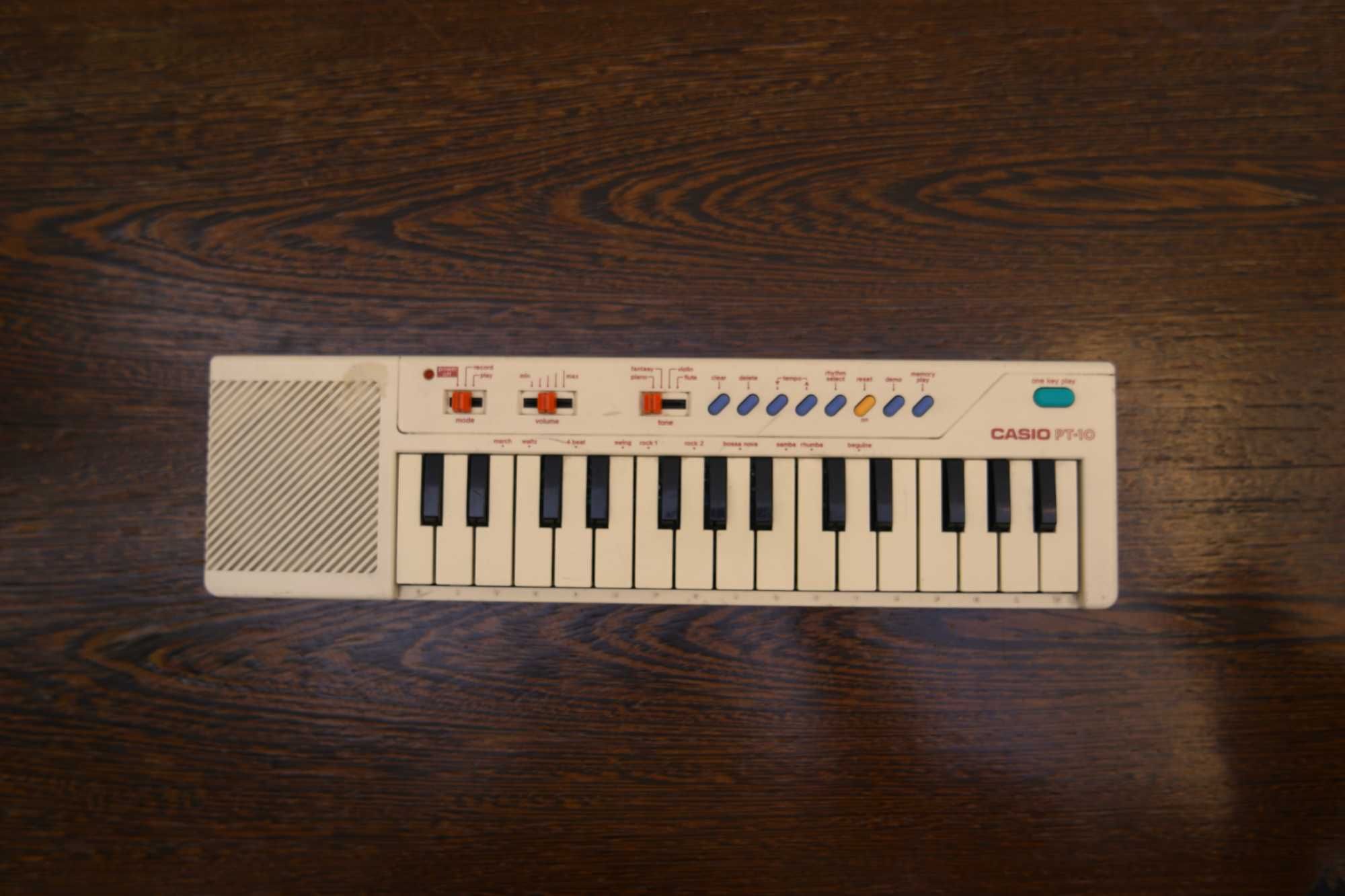 Casio PT-10 29-Key Mini Synthesizer