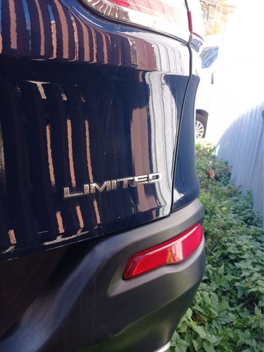 Jeep Cherokee Limited 2015 рік