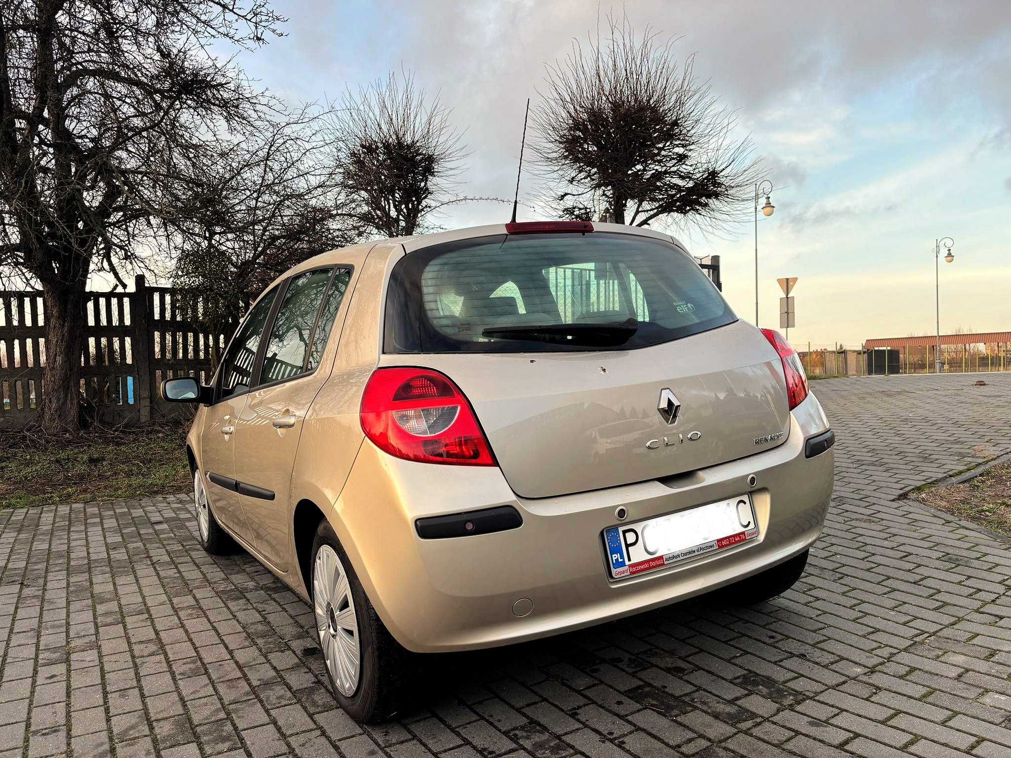 Samochód osobowy Renault Clio Automat 77.000 km