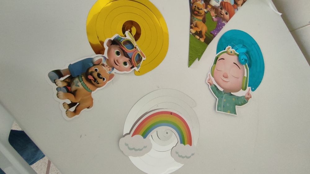 Tela em tecido Cocomelon