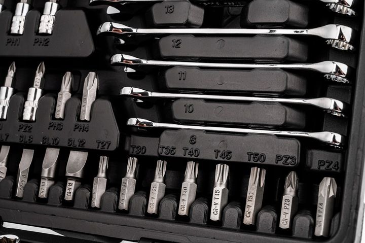 Zestaw Narzędziowy Klucze Płaskooczkowe Nasadowe Wkrętaki Bity 1/4" 3/