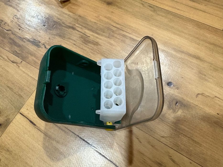 Футляр для насадок біток для викрутки або шуруповерта