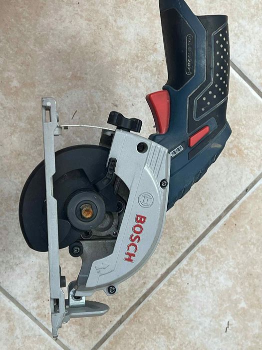 Pilarka Tarczowa Gks 12 V/10.8 V-Li 0*Ah  Bosch