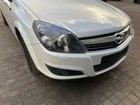 Розбираю  Opel Astra H