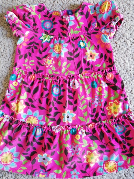 Vestidos menina em ótimo estado