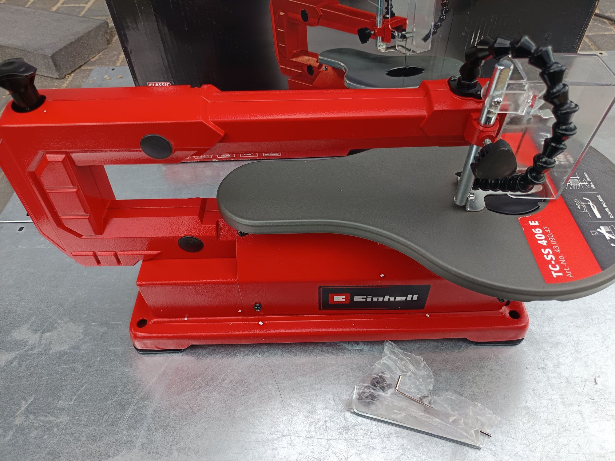 Piła włosowa Einhell TC-SS 406 E