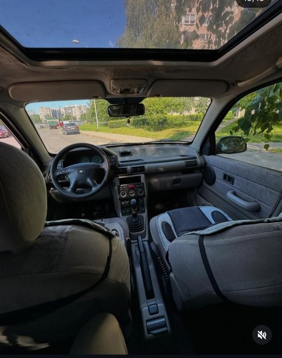 Фрілендер 1  на повному ходу