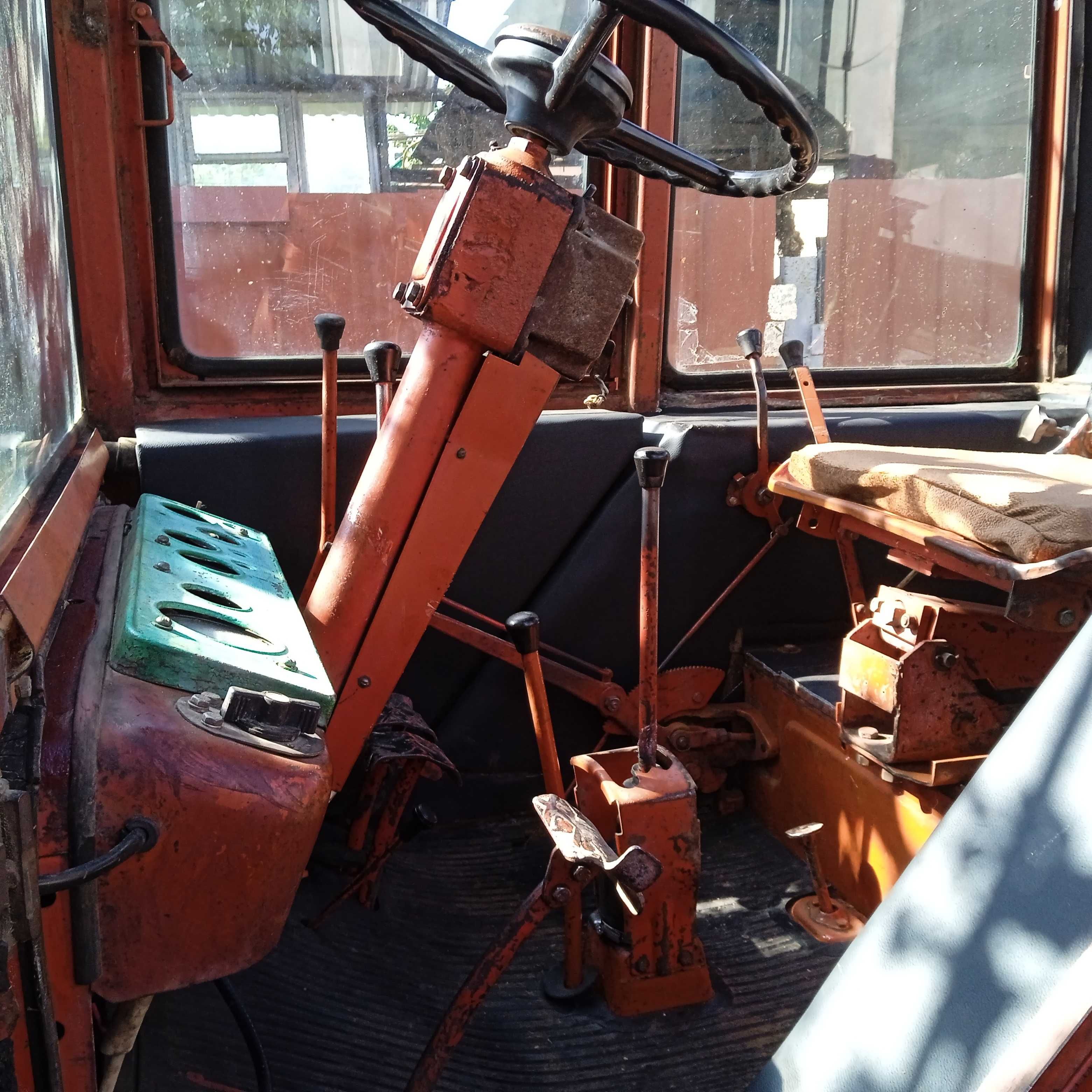 Продам трактор Т-25
