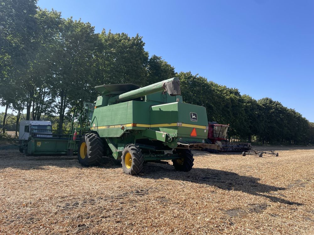 Комбайн John Deere 9600