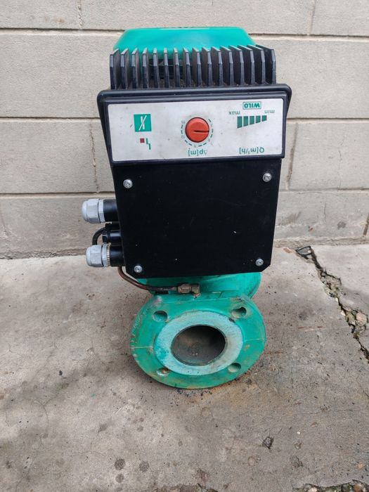 Циркуляційний Насос Wilo E65/2-15