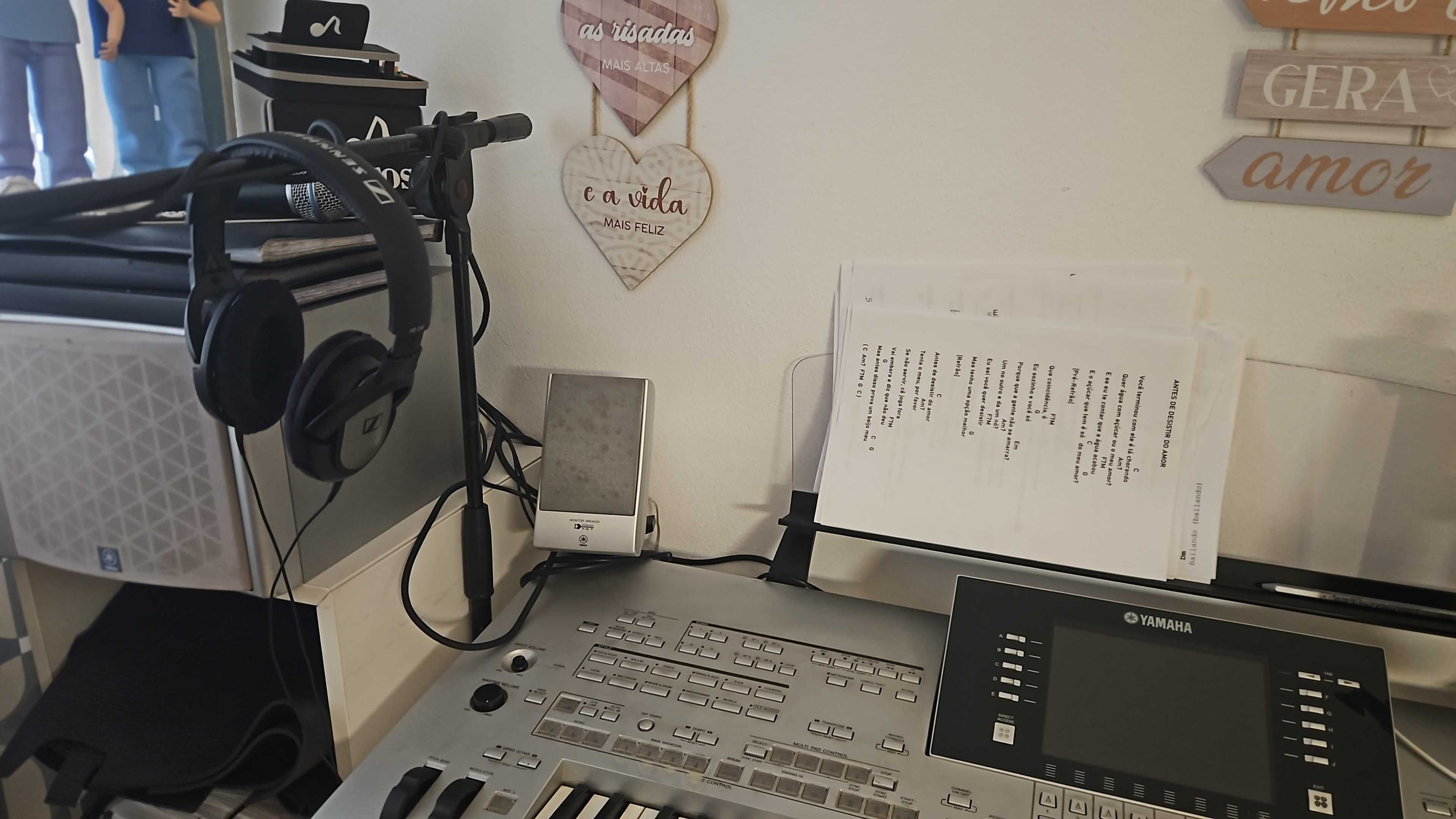 Yamaha Tyros 3 teclado
