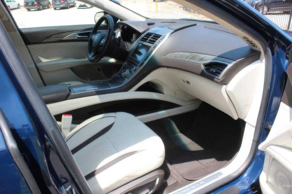 Lincoln MKZ Hybrid Black Label      2018