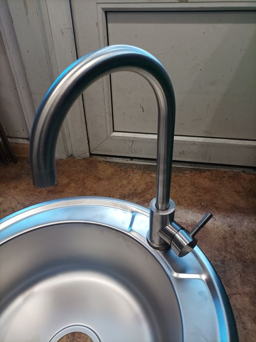 Мойка врезная со смесителем нержавейка,в ассортименте!