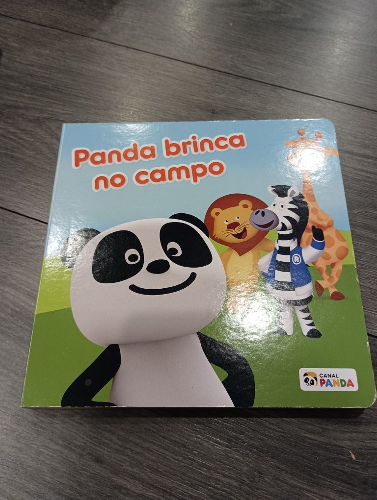 Livro com puzzles para crianças