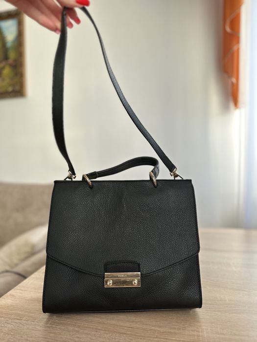 Женская сумка бренда Furla