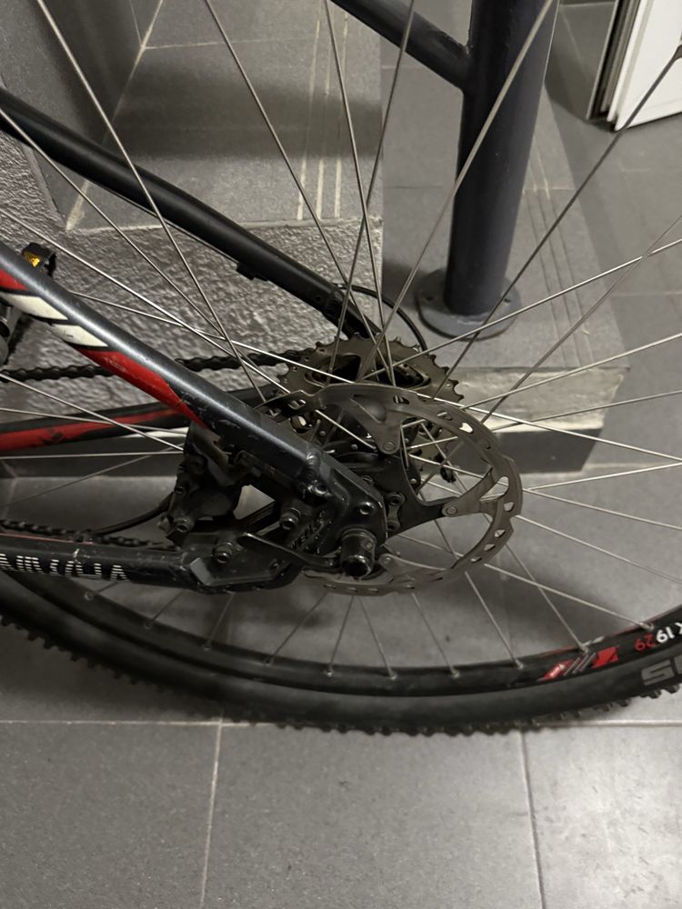 BTT Stevens Aspen 29 – Travões hidráulicos Shimano