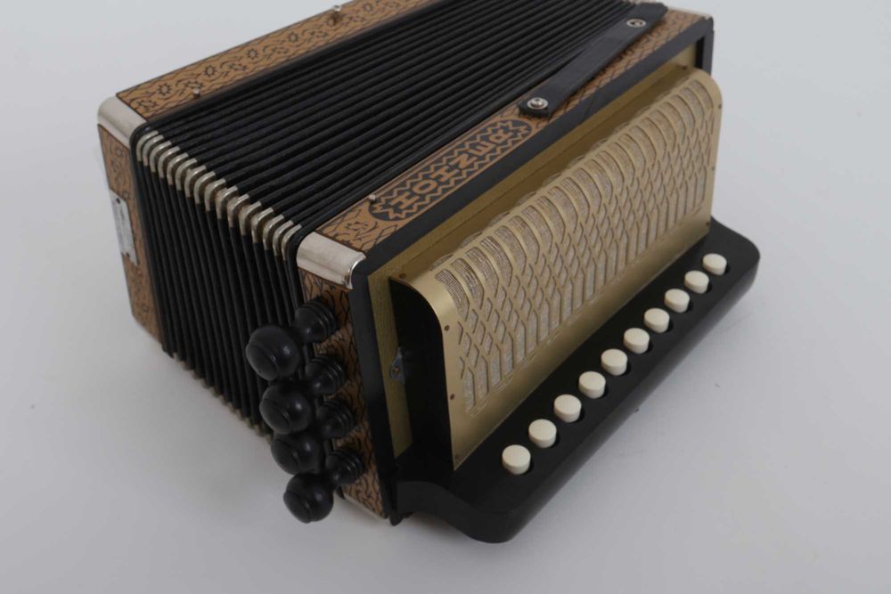 Concertina colecionável Hohner HA-114C