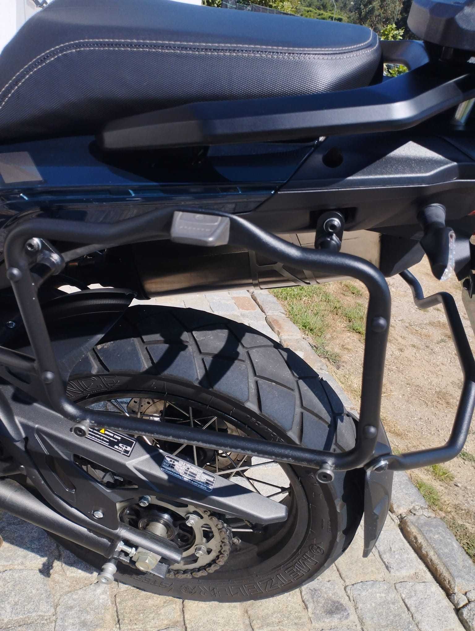 Malas GIVI Trekker + Suportes