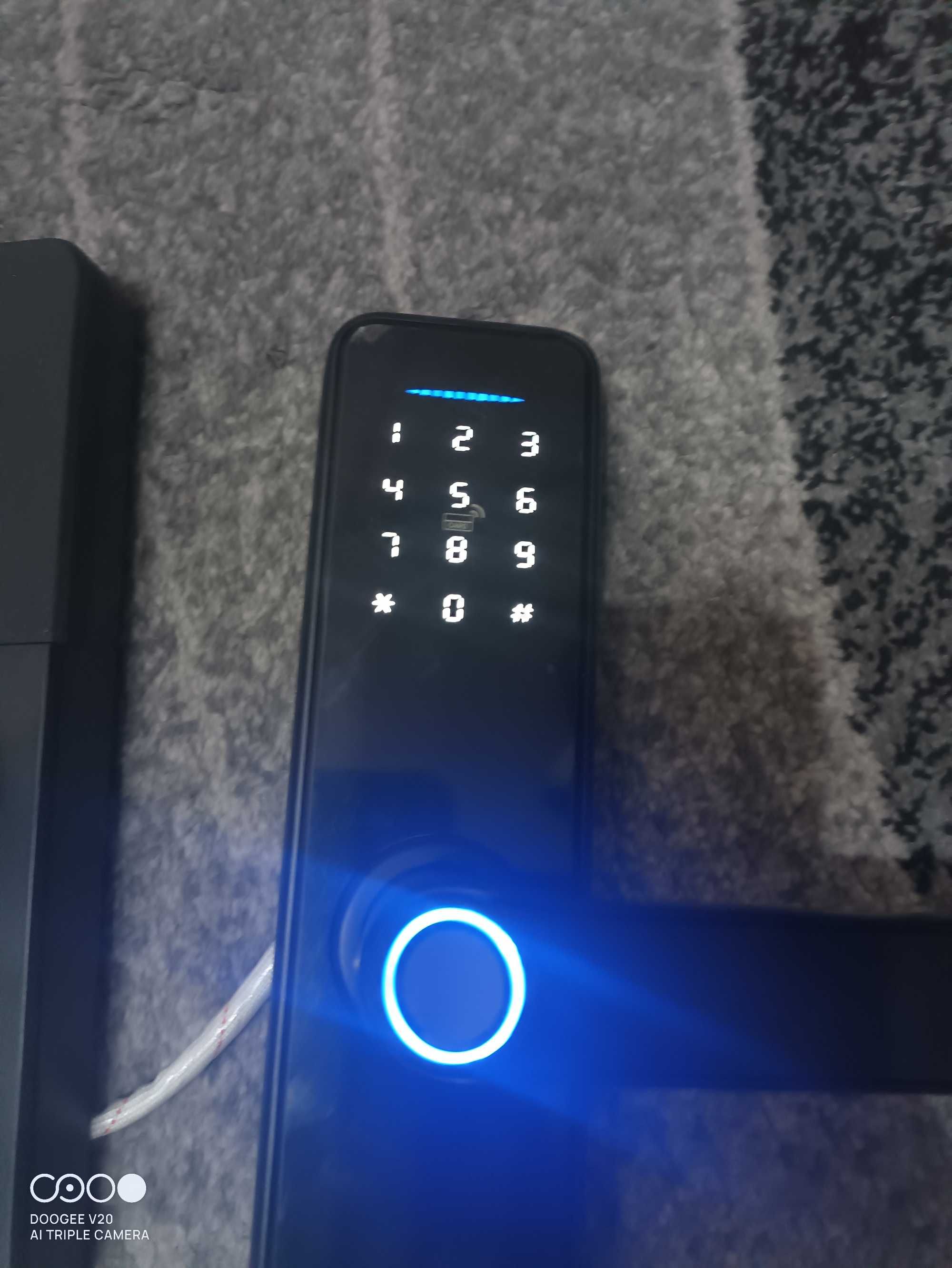nowy elektroniczny zamek klamka na wifi klucz pestka kod odcisk palca