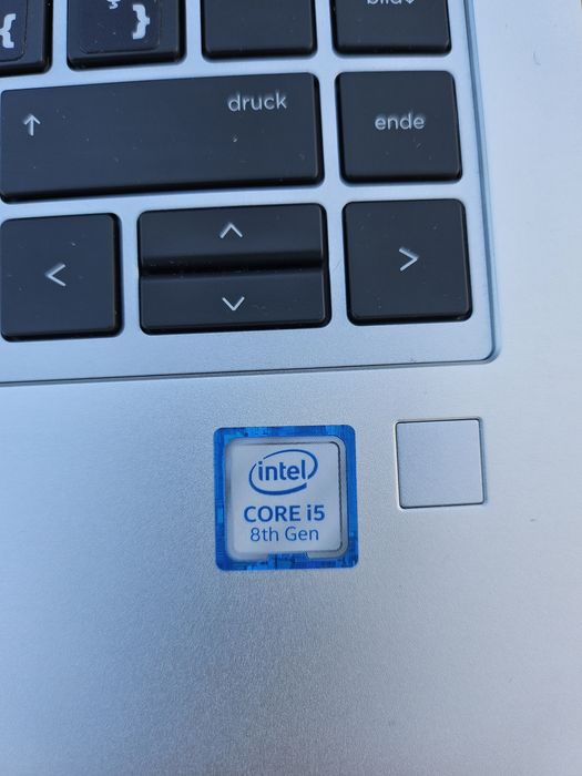 Computador Portátil HP i5 com 16GB RAM como NOVO