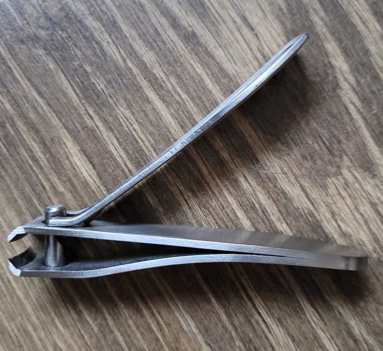 duży obcinacz cążki do paznokci 8cm stalowy stal nierdzewna BDB