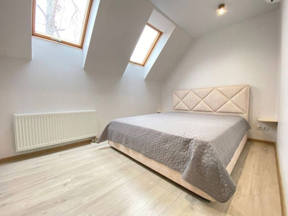 Русанівські Сади. Продаж окремого будинку в Києві