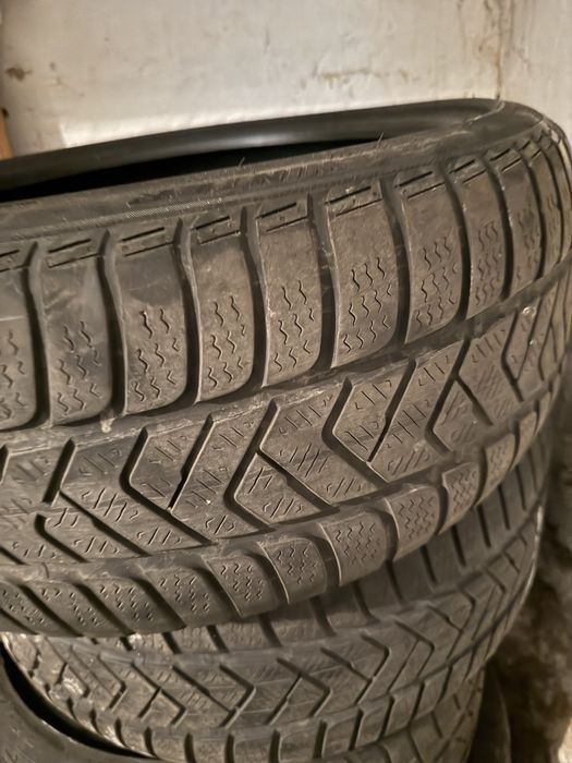 Шини зимові Pirelli Sotozerro3 225/40+ 255/35 R19 комплект
