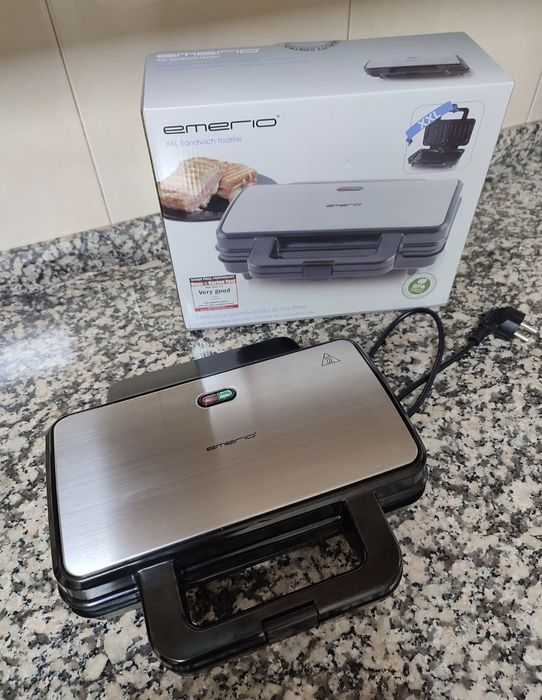 Sanduicheira/Sandwicheira Emerio XXL - Nova