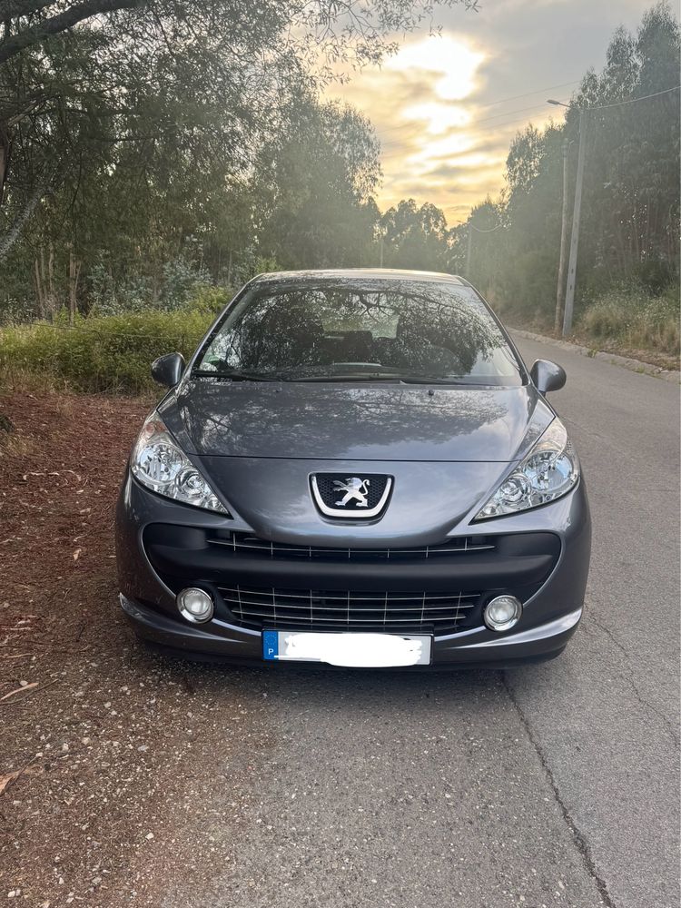 Peugeot 207 1.4 hdi