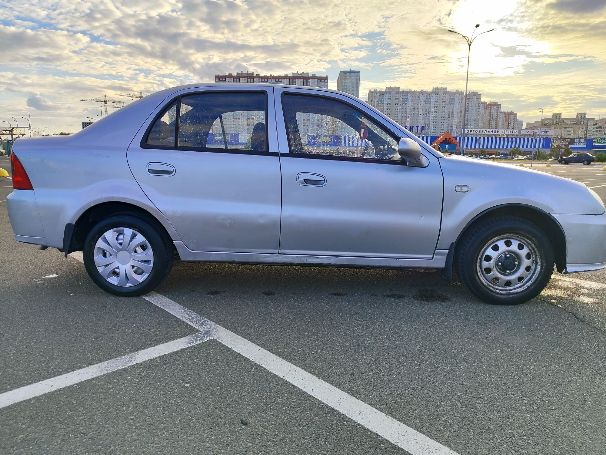 Продам geely sk2
