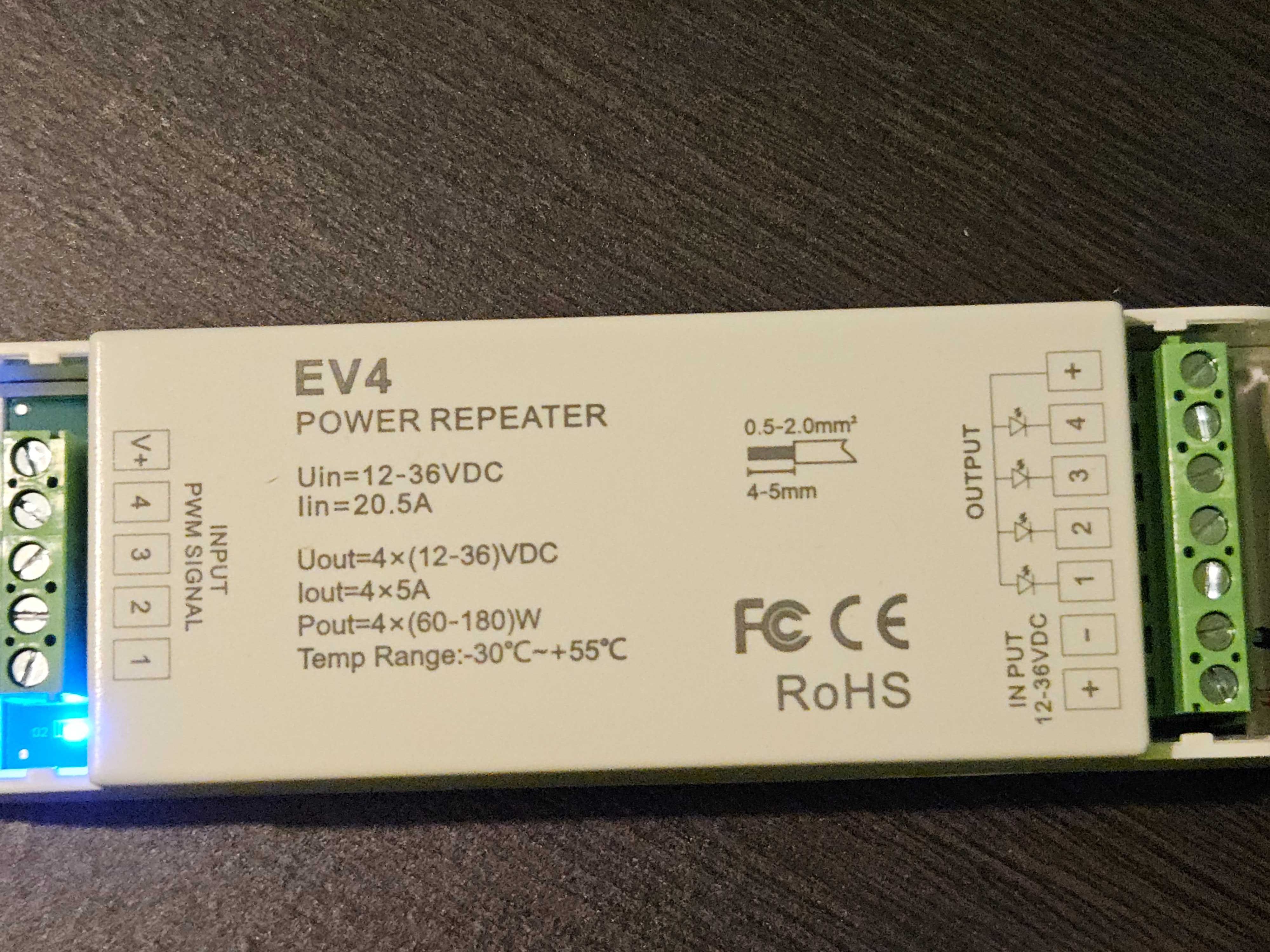 EV4 Power Repeater wzmacniacz LED 12-36V DC 20A 4x5A - RGB+W
