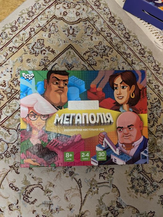 Дитячі настільні ігри та пазли