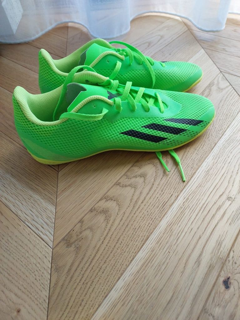 Buty halowe Adidas rozm 40 2/3