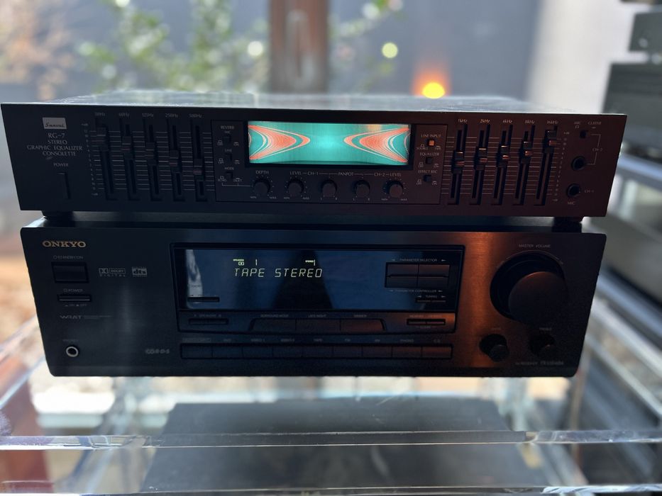 Fantastico equailizador Sansui RG7 com Reverb. Bom estado