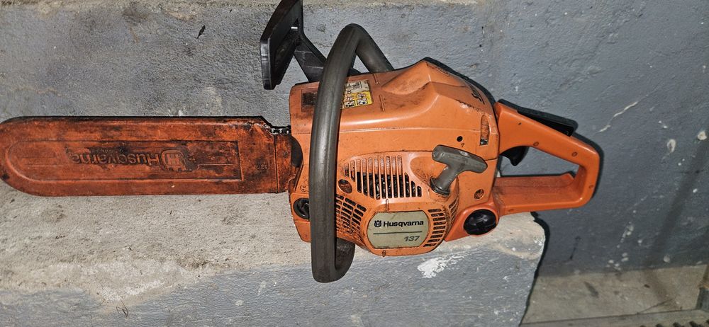 Piła Husqvarna 137