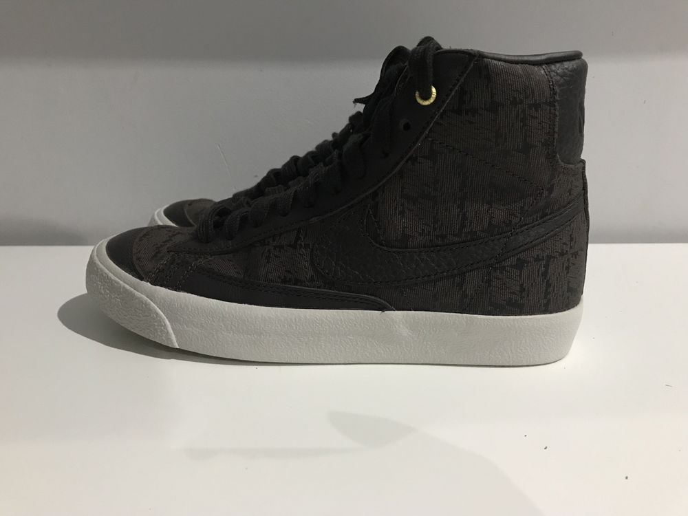 Buty Nike r. 36,5  Blazer Mid Vintage'77 - Brązowy