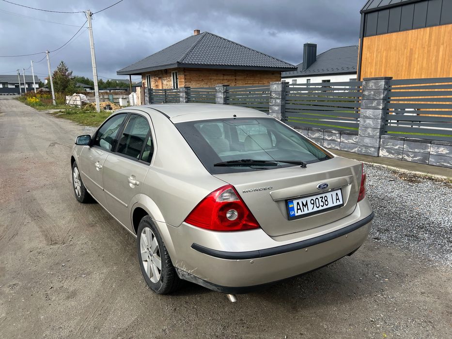 Продам Ford Mondeo 3 1.8 бензин