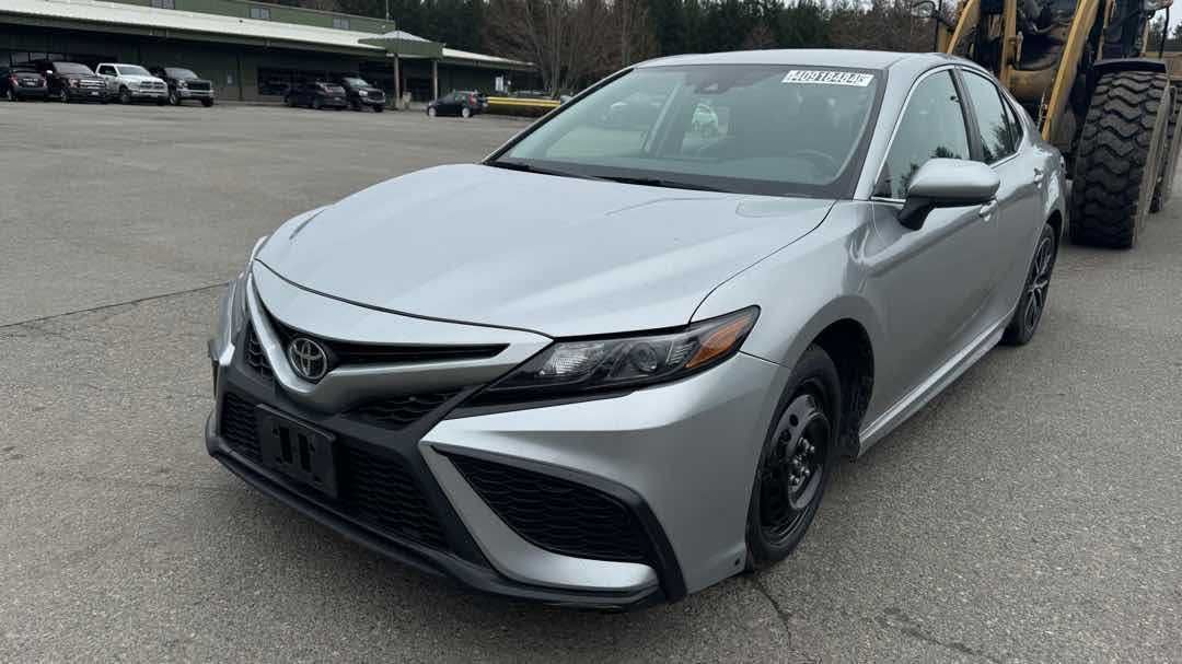 2021 Toyota Camry SE