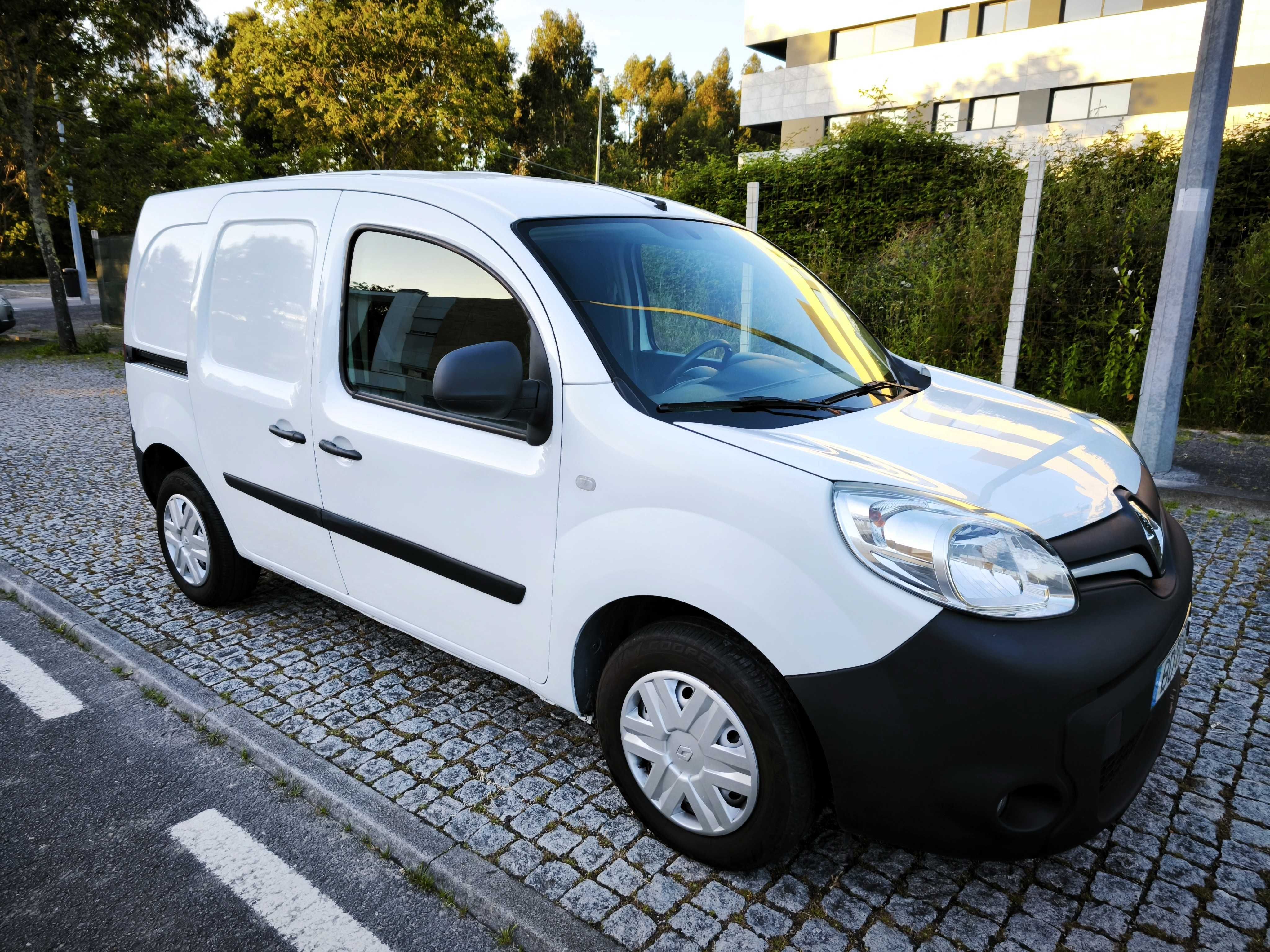 Renault Kangoo DCI 95mil kms 2020