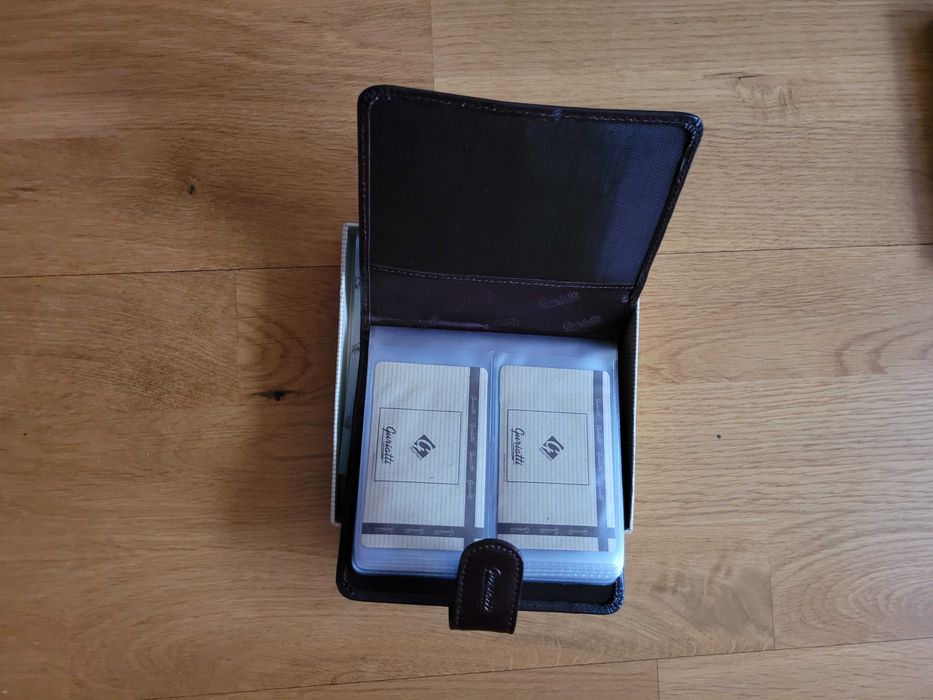 ELEGANCKI wizytownik GURIATTI idealny na prezent