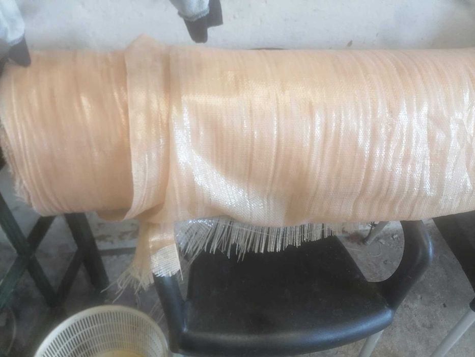 rolo de material para cobrir telheiros vedaçoens etc