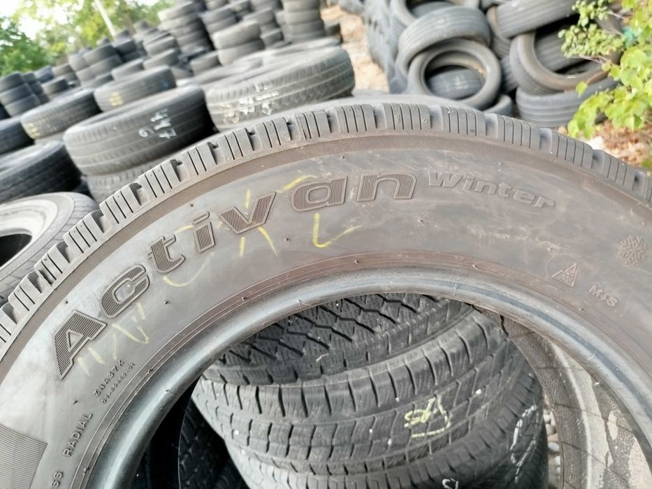 Opona używana 215/65R16C BFGoodrich Activan  Winter 1szt.