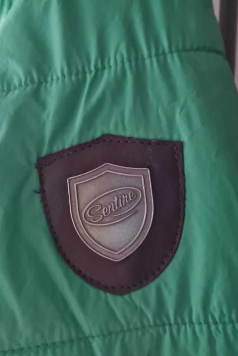 Куртка демісезонна S, L зелена