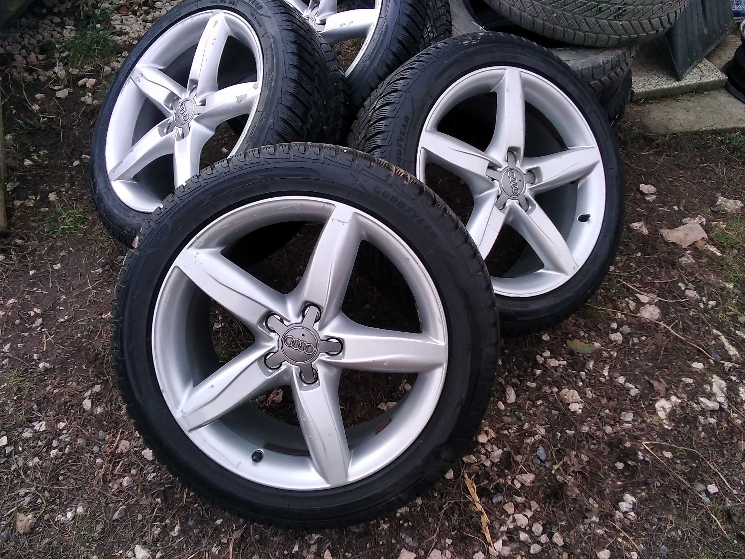 Opony Zimowe 245/45R18 Koła Felgi Aluminiowe Audi A6 A4 A8 A3 BMW 3 5
