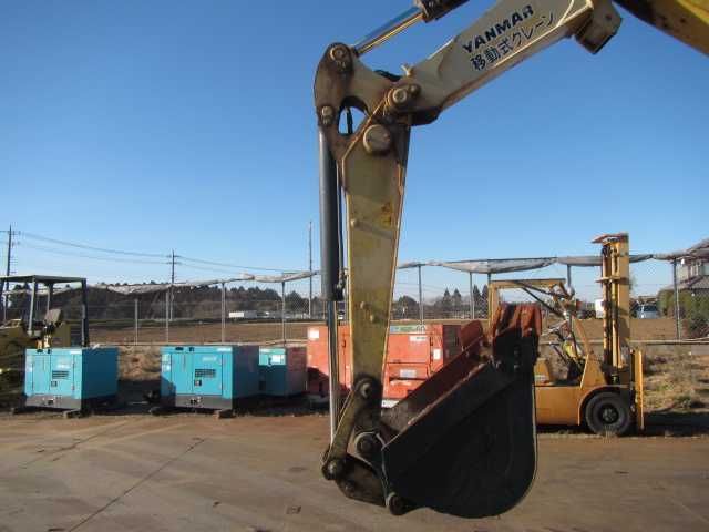 Экскаватор гусеничный Yanmar B7-5B